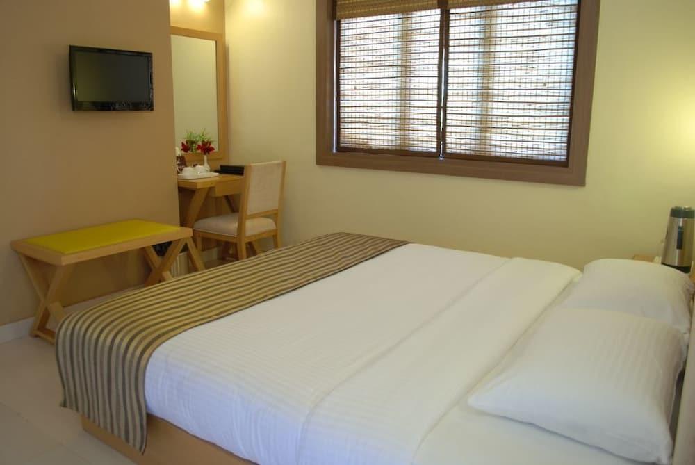 Sandalwood Hotel & Suites Santa Cruz Εξωτερικό φωτογραφία