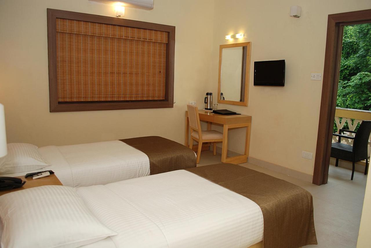 Sandalwood Hotel & Suites Santa Cruz Εξωτερικό φωτογραφία