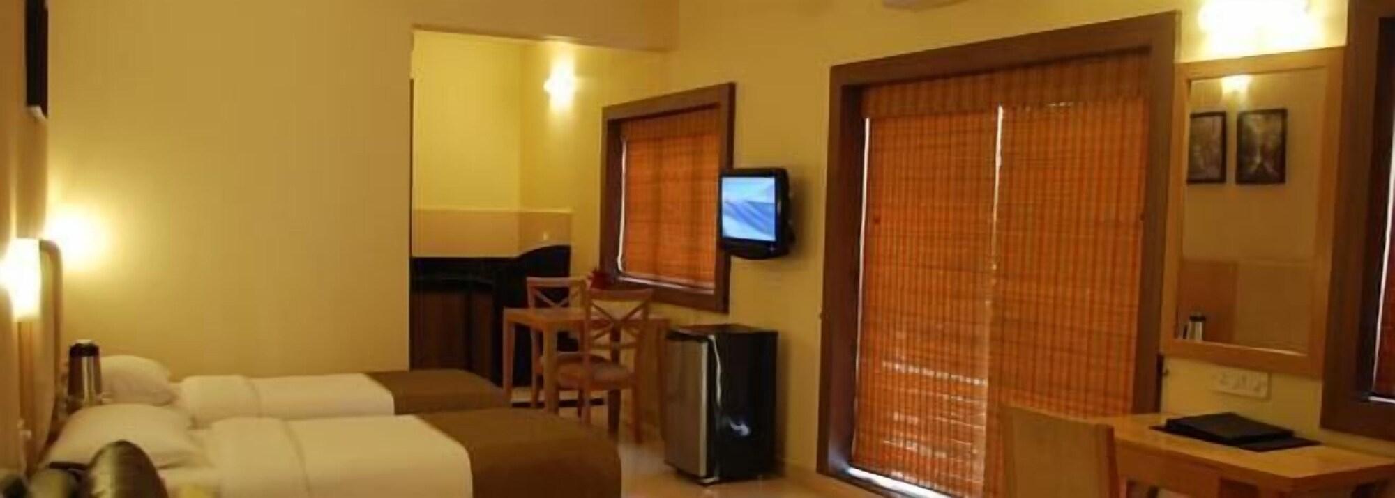 Sandalwood Hotel & Suites Santa Cruz Εξωτερικό φωτογραφία
