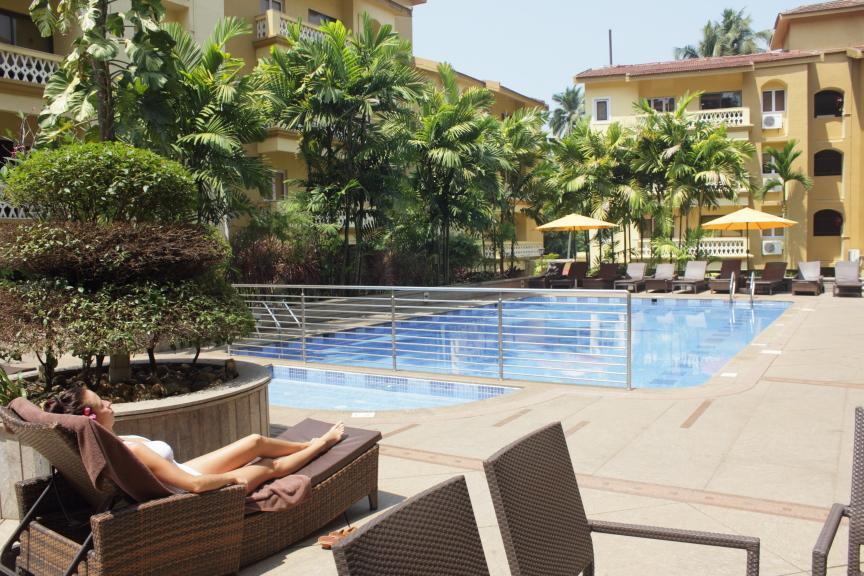 Sandalwood Hotel & Suites Santa Cruz Εξωτερικό φωτογραφία