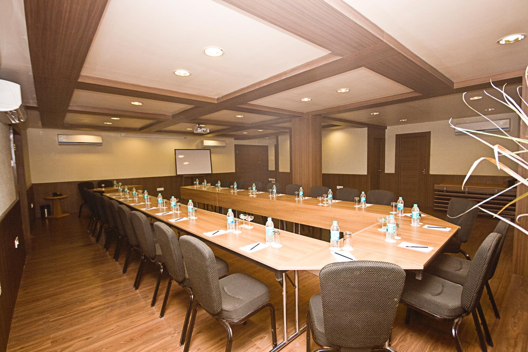 Sandalwood Hotel & Suites Santa Cruz Εξωτερικό φωτογραφία