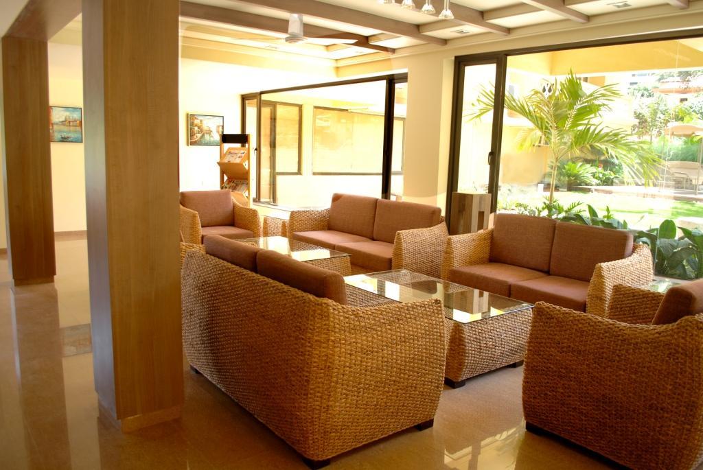 Sandalwood Hotel & Suites Santa Cruz Εξωτερικό φωτογραφία