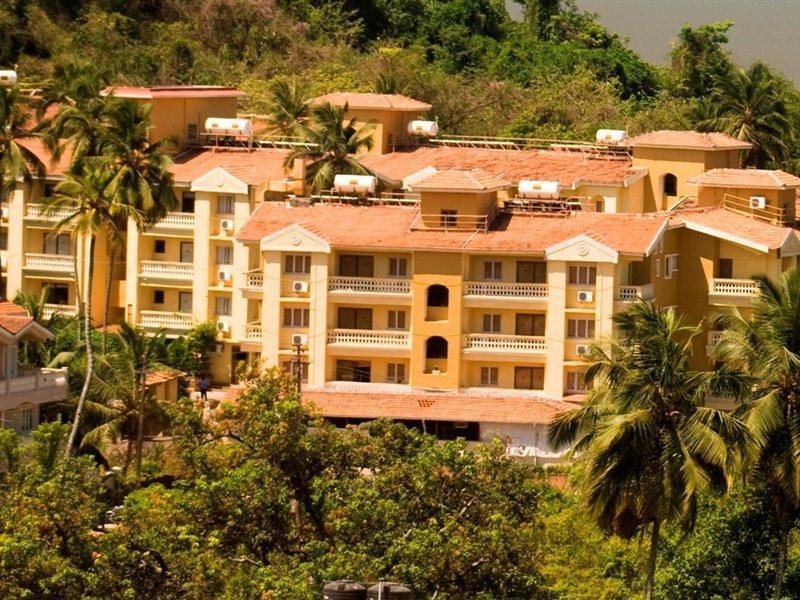Sandalwood Hotel & Suites Santa Cruz Εξωτερικό φωτογραφία